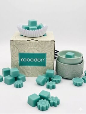 NEW Kobodon Ceramic Wax Warmer in Seafoam Green, Warmer Sleeves, & Wax